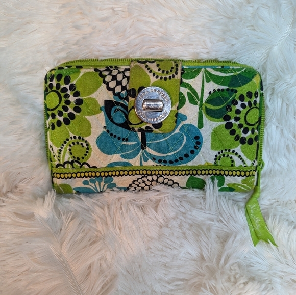 Vera Bradley Handbags - Vera Bradley RFID Turnlock Wallet Tropical Baroque Zip Around Quilted Fabric